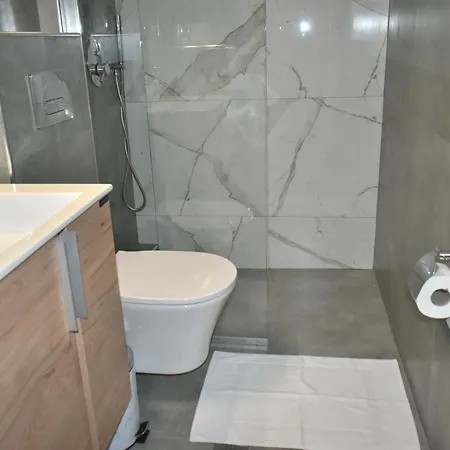 Be My Guest Apartment *